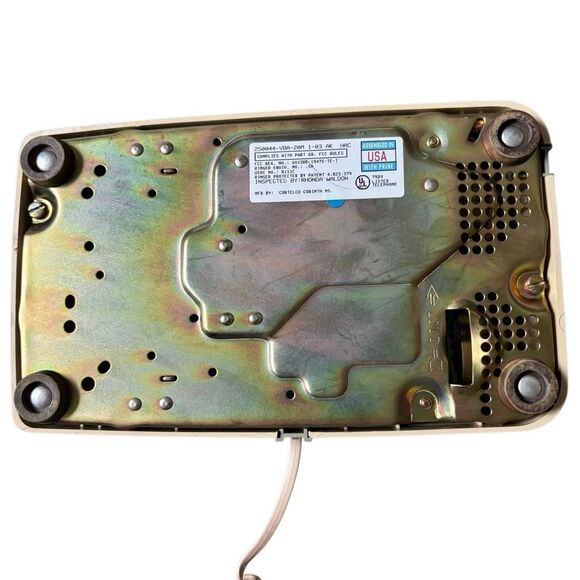 Cortelco RJ11C Vintage Tan Push Button Desk Phone *Tested* - Picture 8 of 9